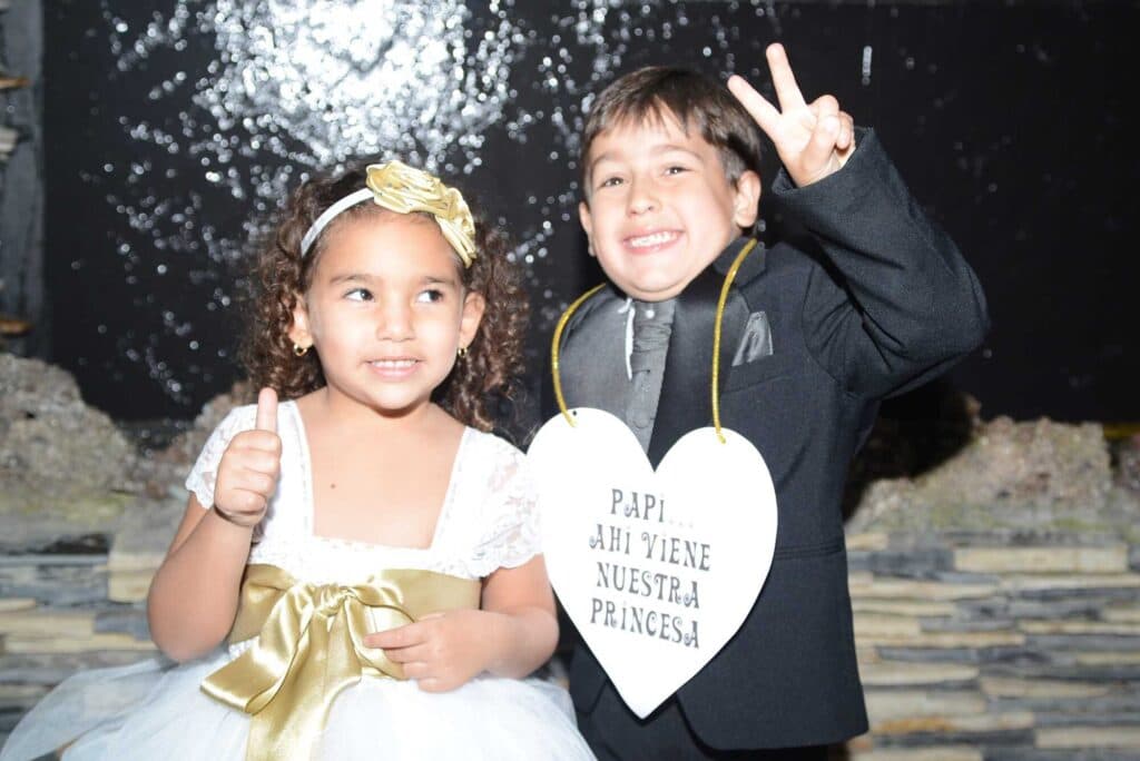 Bella Luna Eventos — DJ para Bodas en Tunja