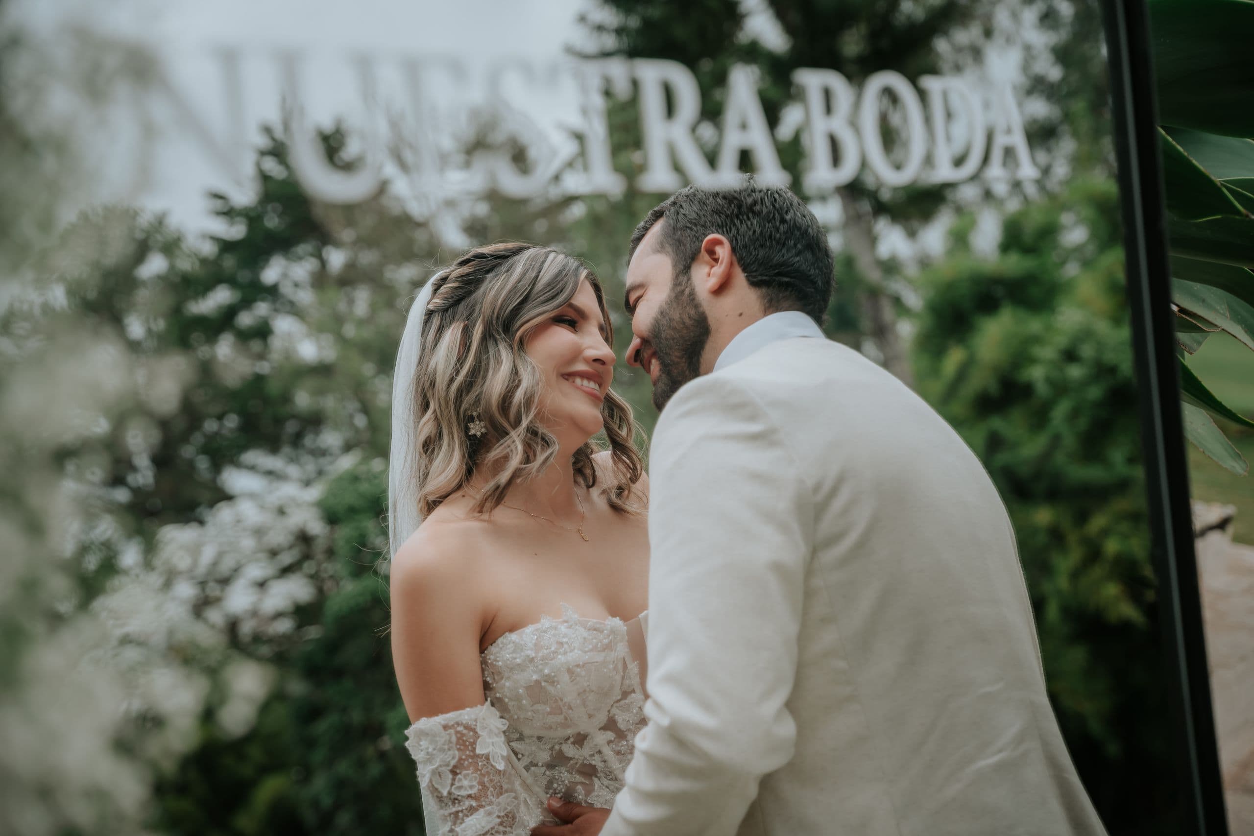 Gio Londoño — Fotógrafo de Bodas en Medellín