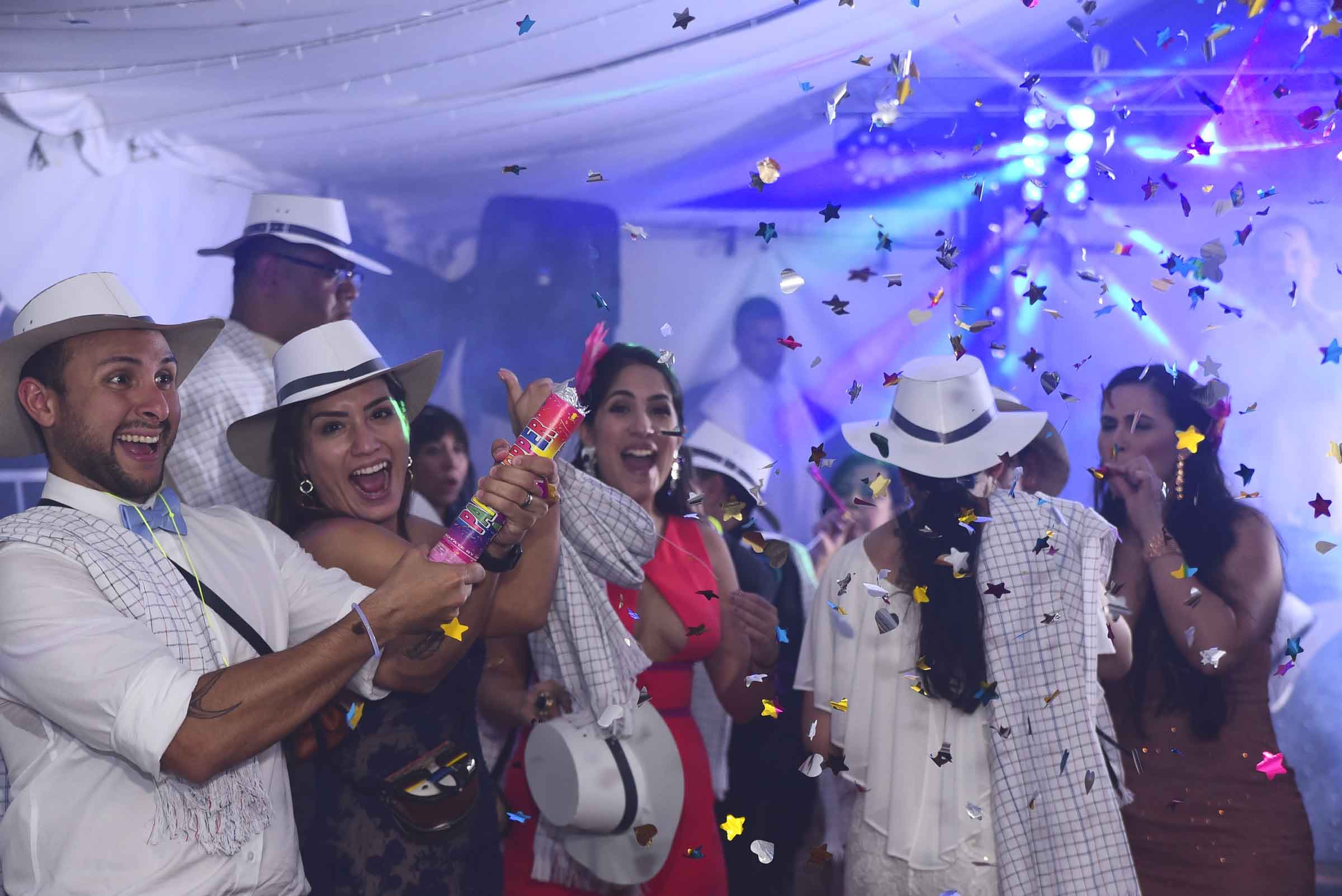 MC Producciones y Eventos — DJ para Eventos en Envigado