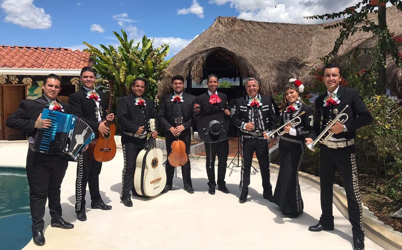 Mariachi Alamo — Mariachis para Eventos en Bello