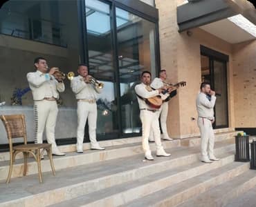 Mariachi Alejandro de Colombia — Mariachis para Eventos en Chía