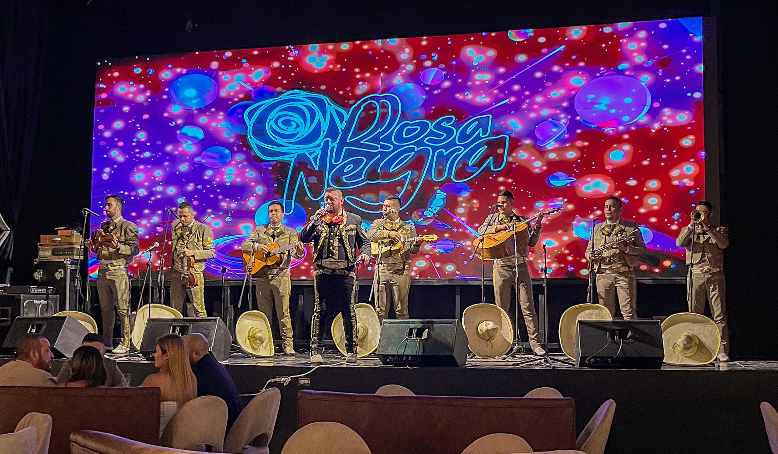 Mariachi Aventurero — 9 Músicos Profesionales en Cali