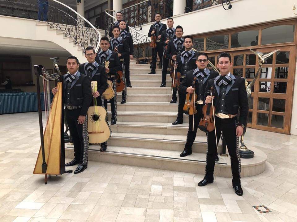 Mariachi Colombia Nueva Era — Mariachis para Eventos en Chía