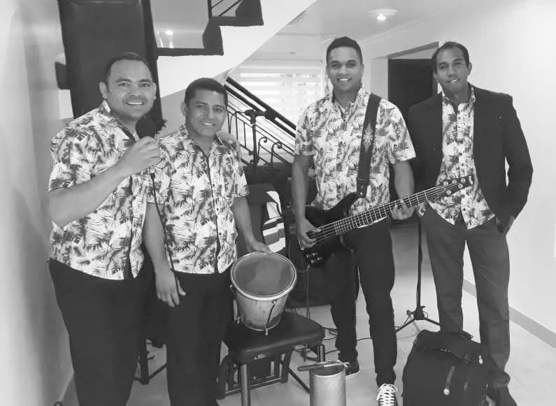 Abanderados del Vallenato — Orquesta Latina en Soacha