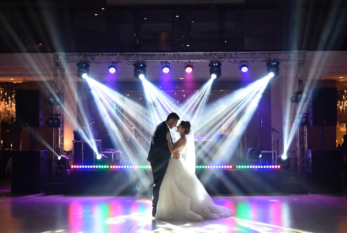 Aural Eventos — DJ para Bodas en Chía