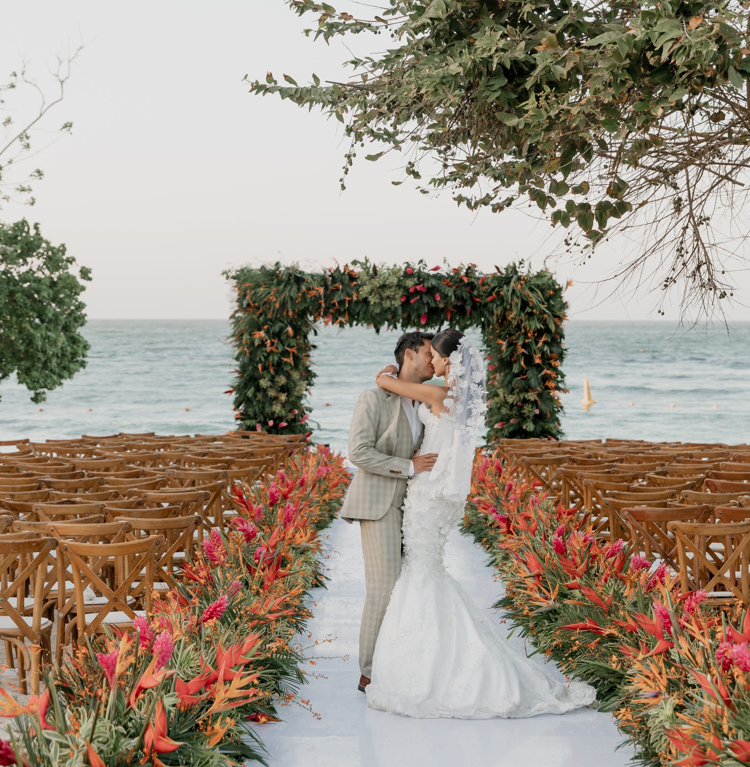 Casamar Weddings — Videógrafo de Bodas en Cartagena