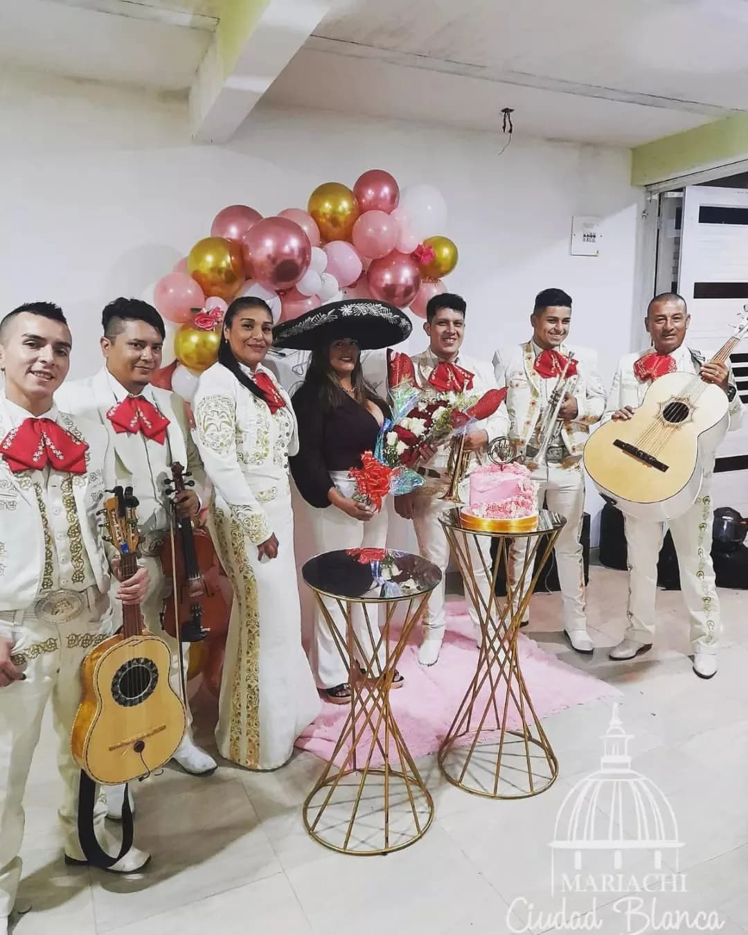 Mariachi Ciudad Blanca — Mariachis para Eventos en Popayán
