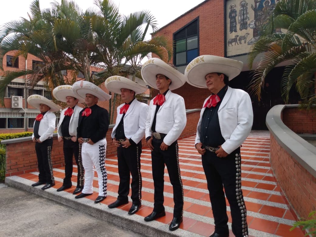 Mariachis Los Mensajeros de México — Mariachis para Eventos en Bucaramanga