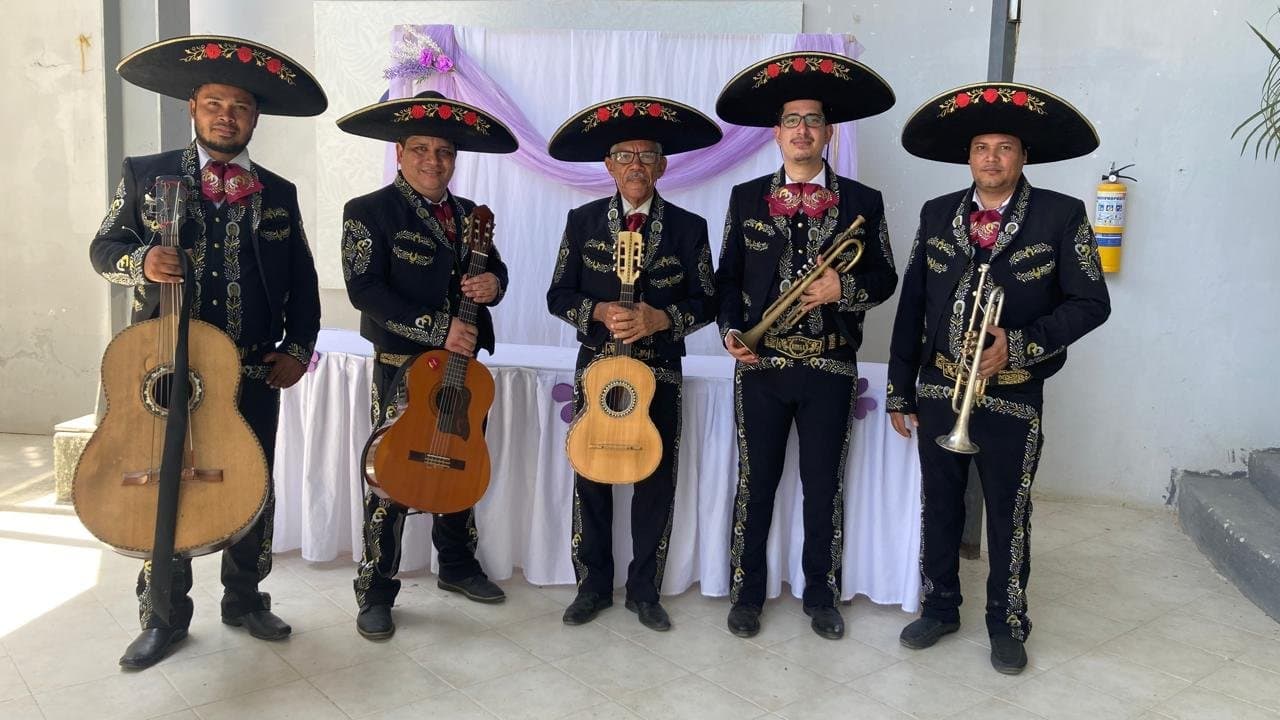 Mariachi Madrigal Santa Marta — Mariachis para Eventos en Santa Marta
