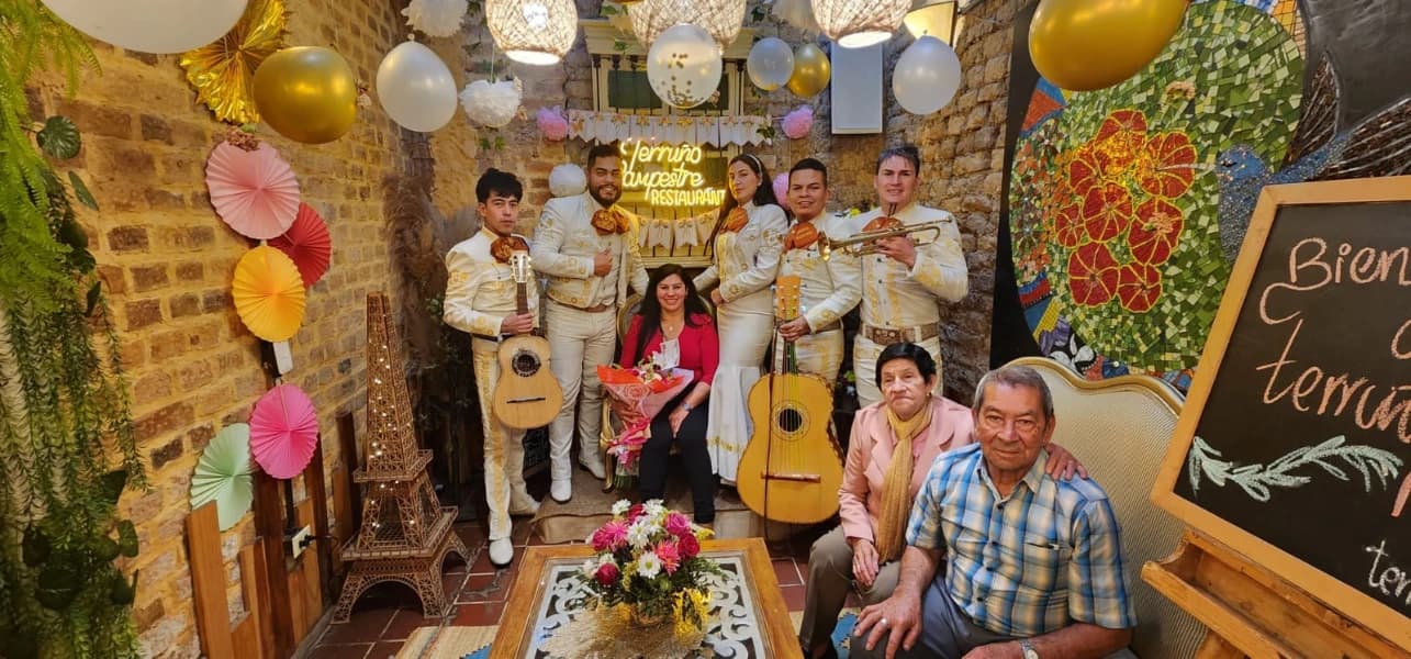 Mariachi Bogotá Fernández — Mariachis para Eventos en Bogotá