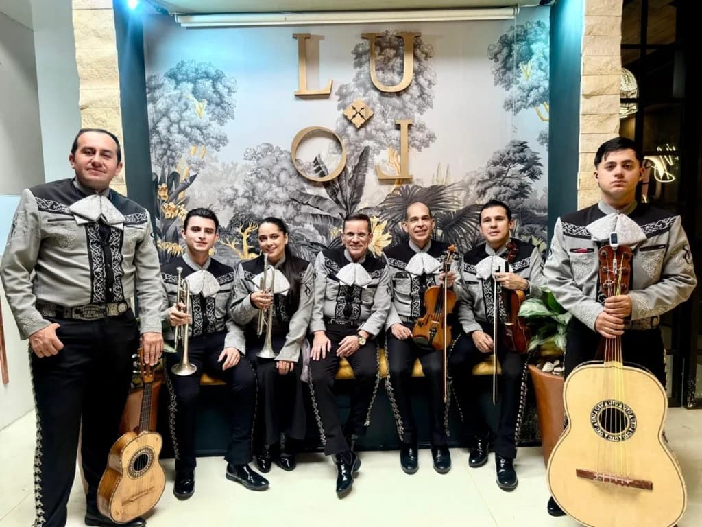 Mariachi Sol de Colombia — Mariachis para Eventos en Medellín